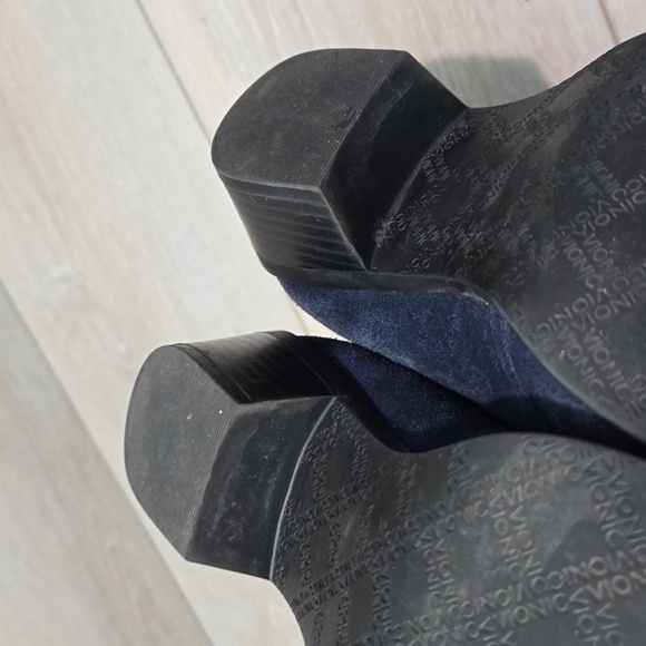 Vionic Women Andi Suede Ankle Heels Boots Lace Up shoes sz 6 - Picture 11 of 13